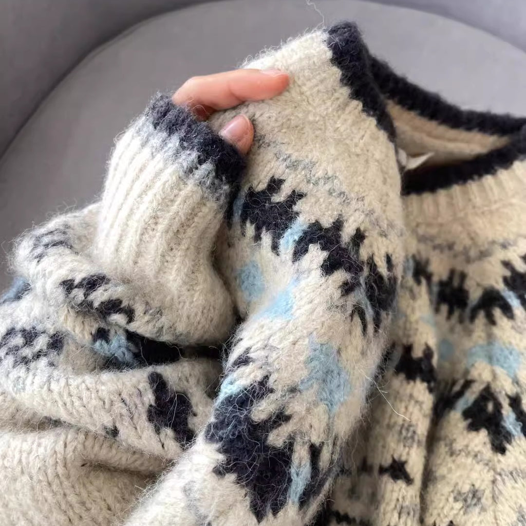 Vintage Jacquard Round Neck Knit Cardigan for Women, Thickened Single-Button Loose Fair Isle Sweater Coat, Stylish Autumn Winter Top
