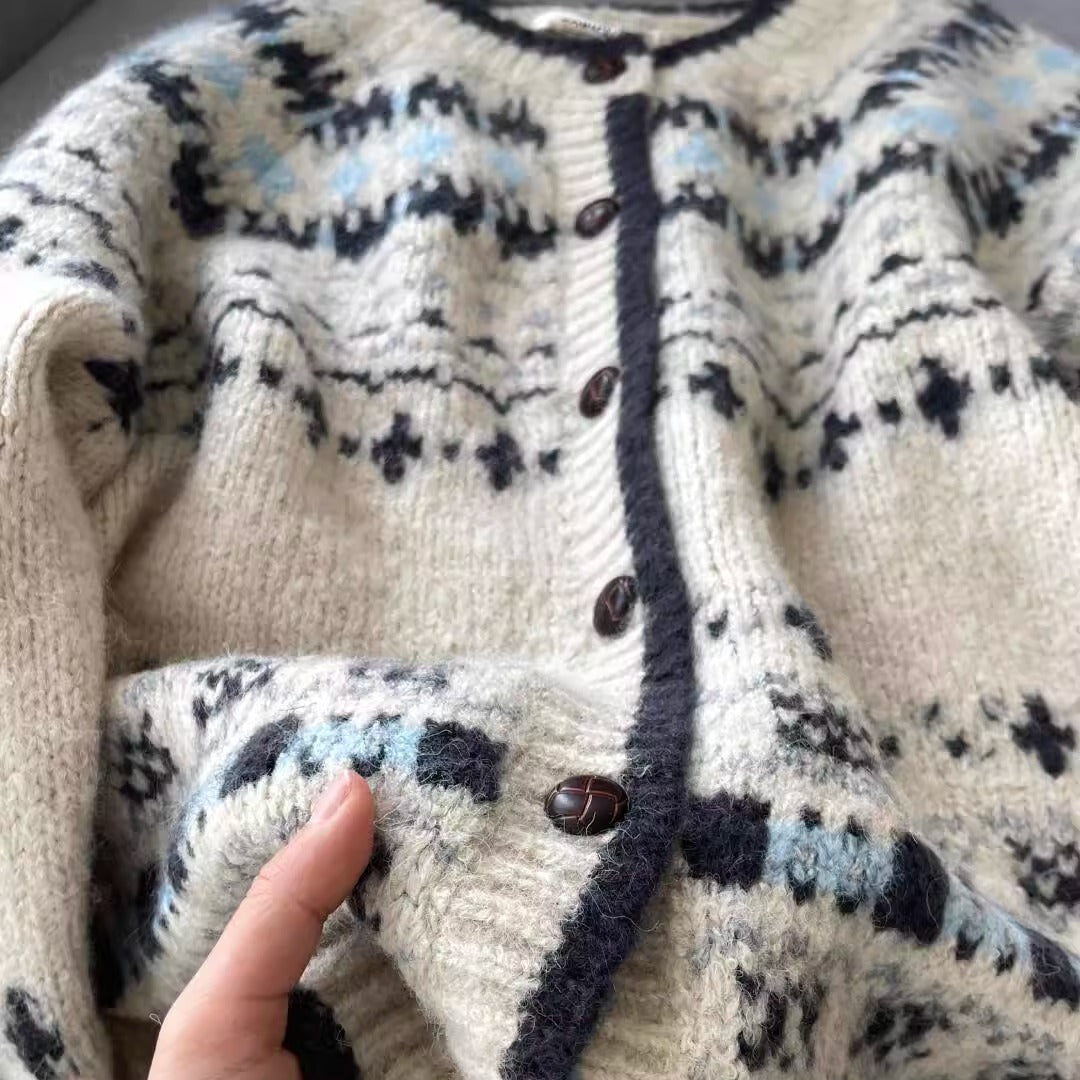 Vintage Jacquard Round Neck Knit Cardigan for Women, Thickened Single-Button Loose Fair Isle Sweater Coat, Stylish Autumn Winter Top