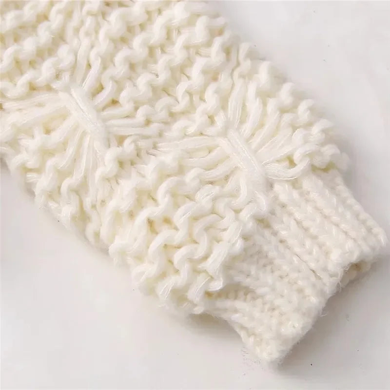 Beige Knitted Sweater Woman Winter  Cropped Sweaters For Women O-Neck Pullovers Woman Jumper Autumn Short Sweaters
